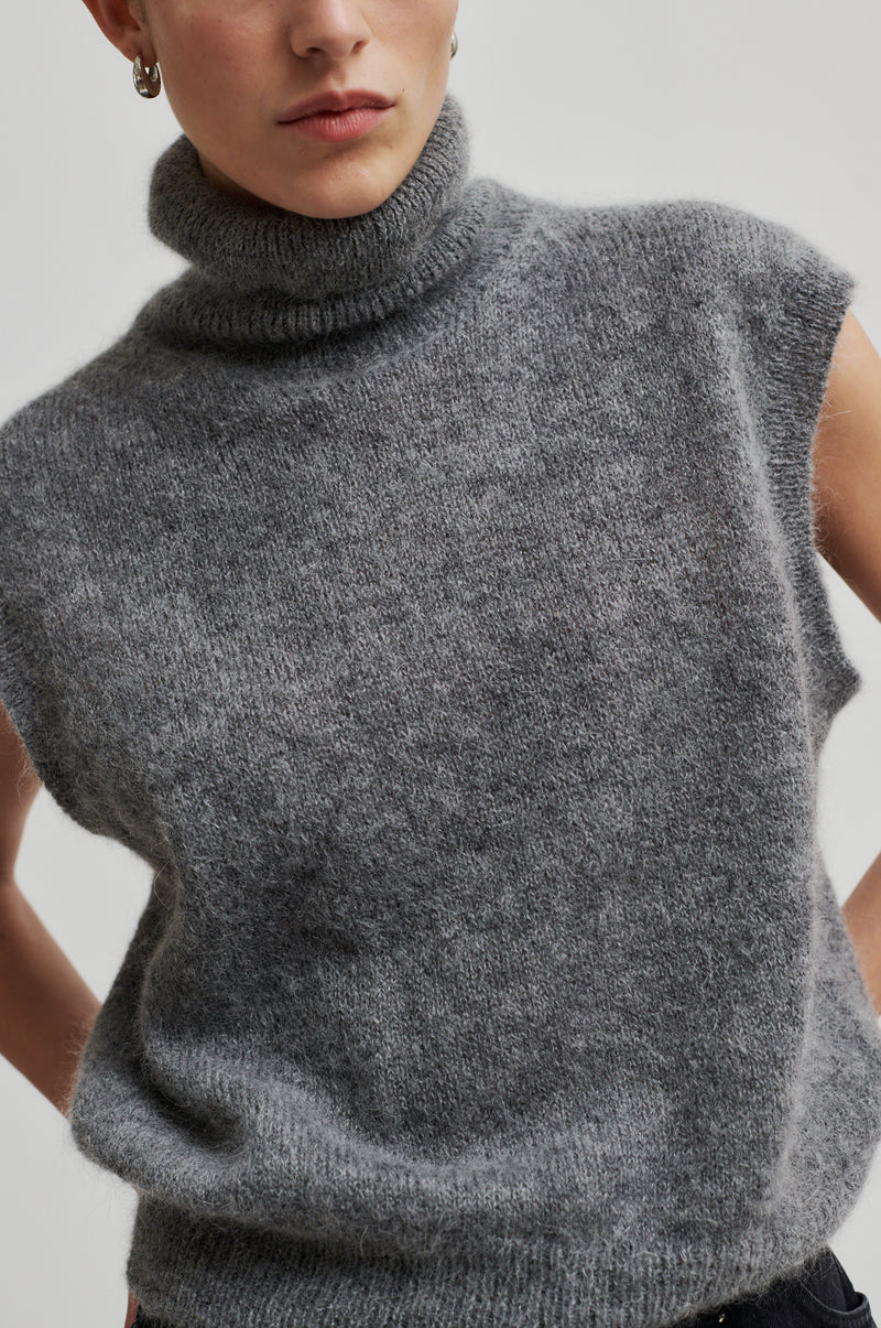 Ilya Knit Vest