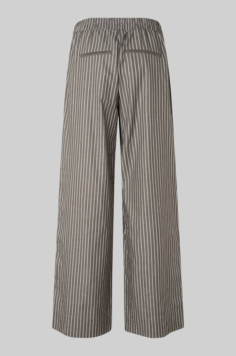 Saka Trousers