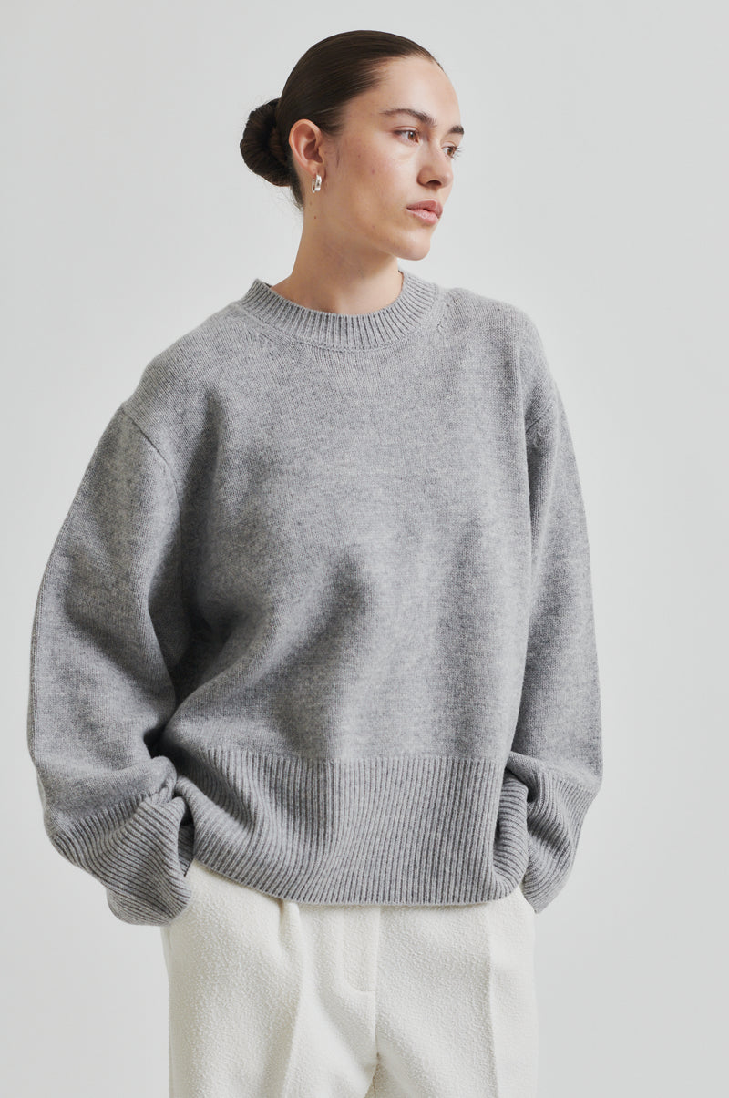 Alpha Knit O-Neck