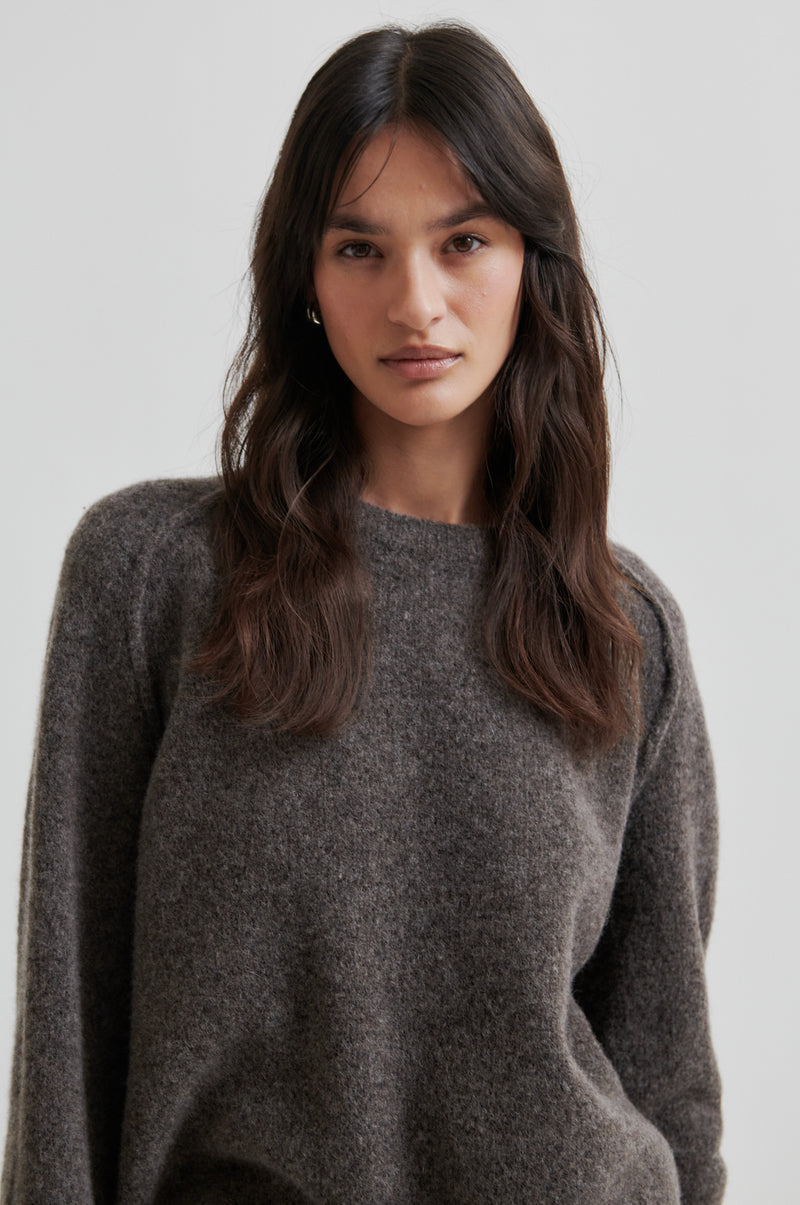 Banja Knit Raglan O-Neck